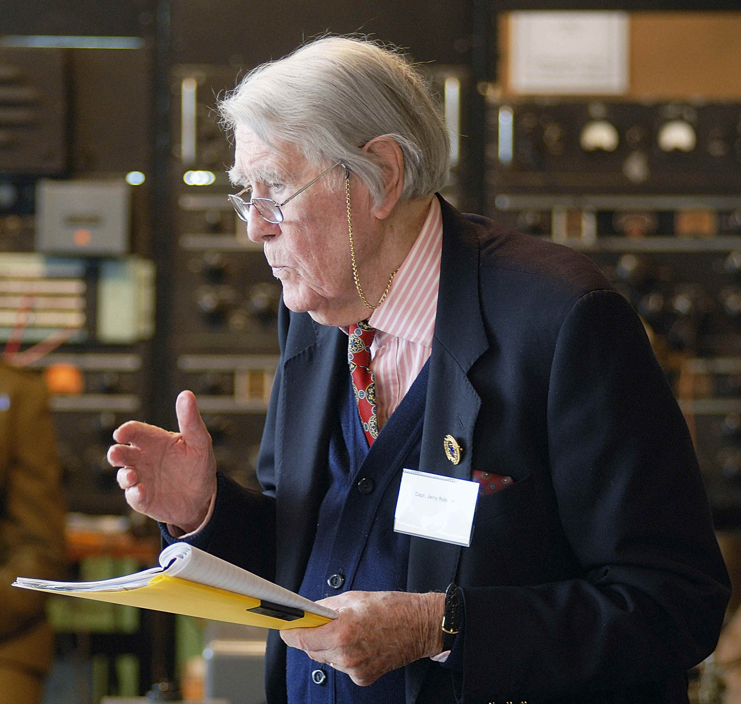 Jerry Roberts at TNMOC.jpg (1120422 bytes)